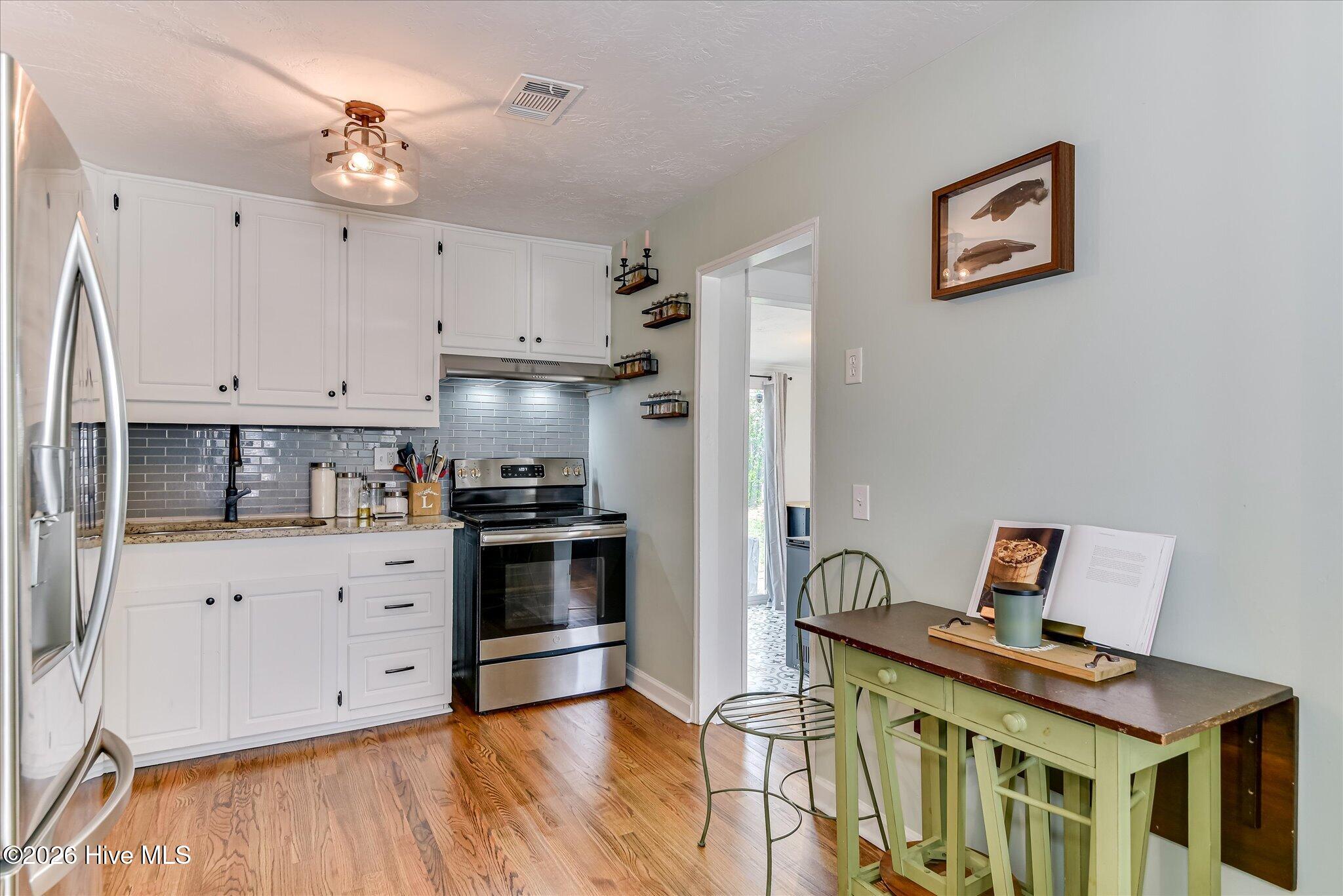 1040 Redbird Road
