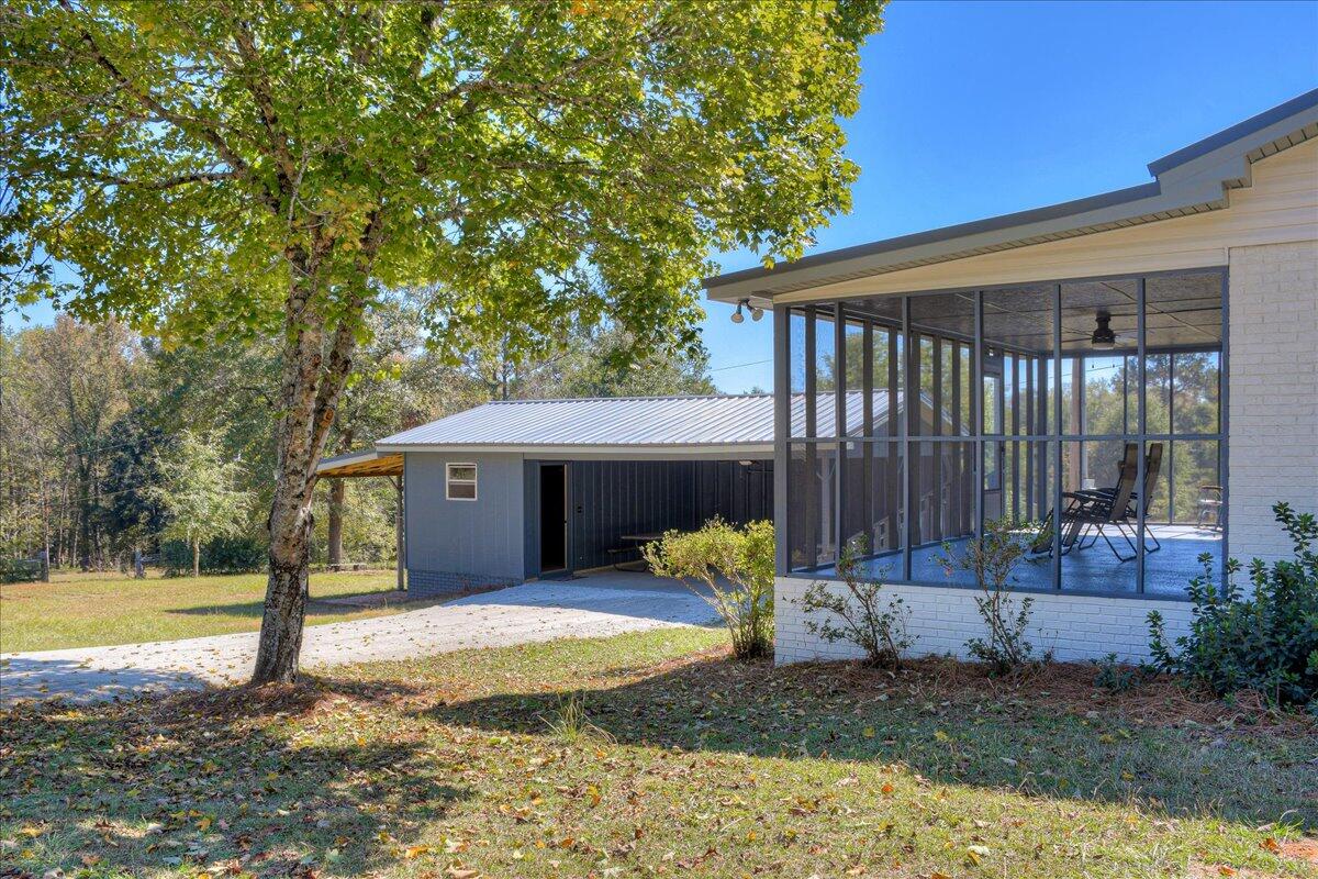 5238 STOREY MILL Road