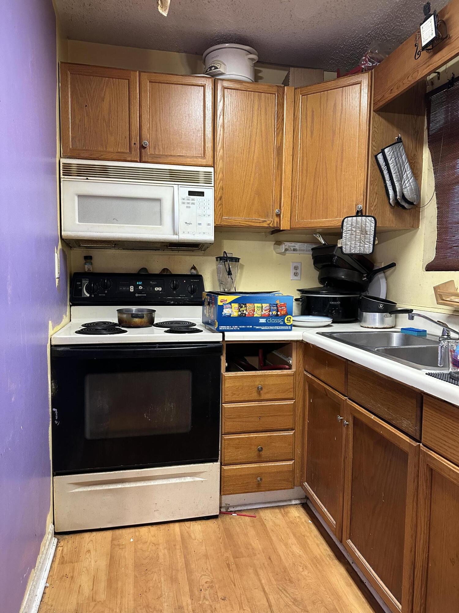 2369 PLANTATION Road