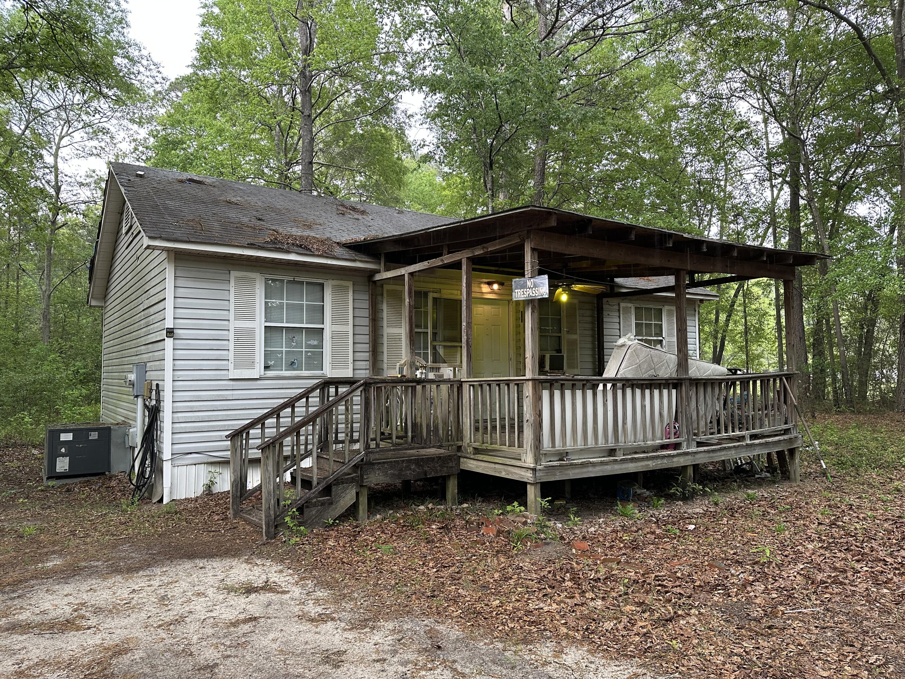 2369 PLANTATION Road