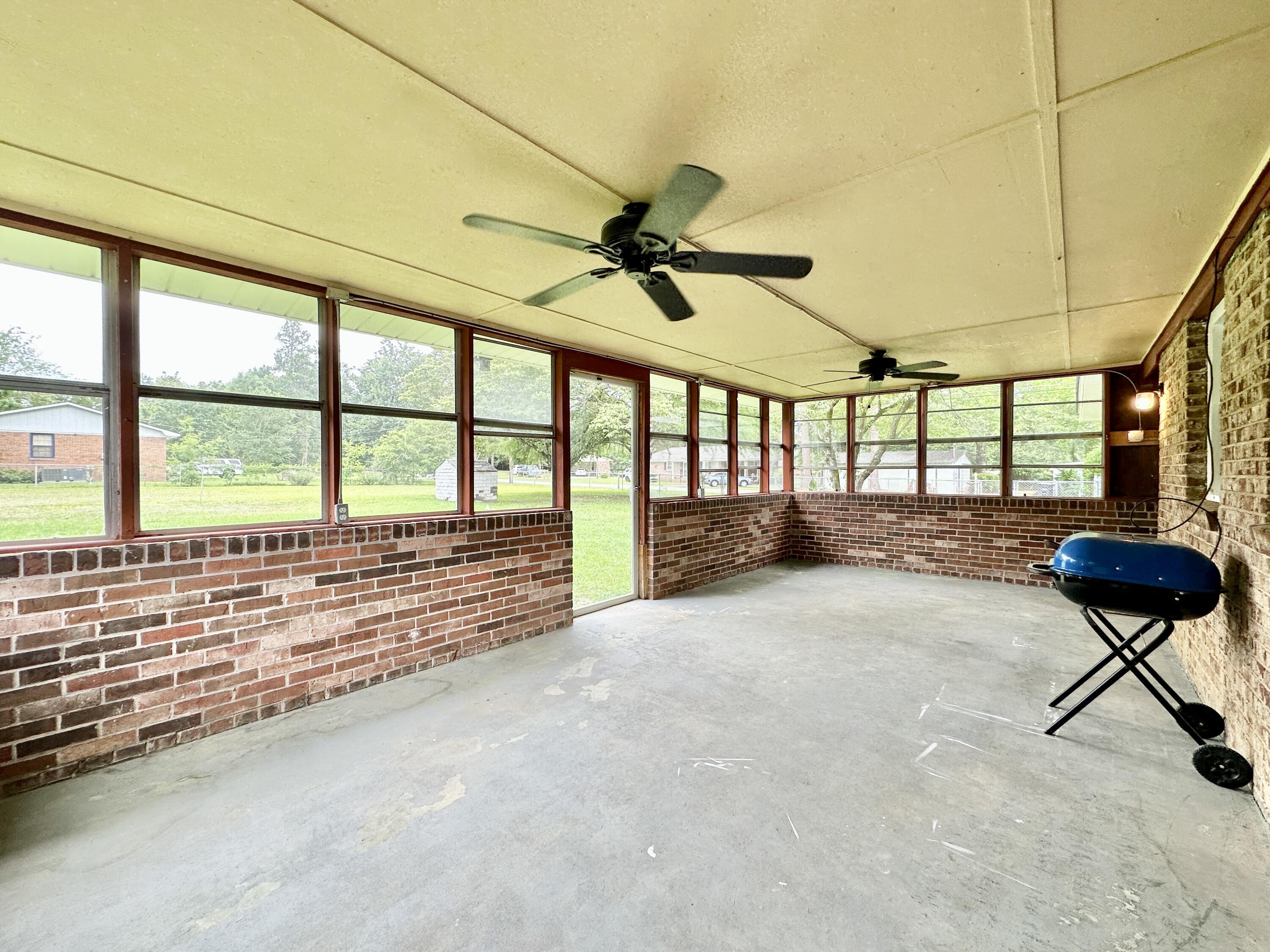 109 SPRING VALLEY Road