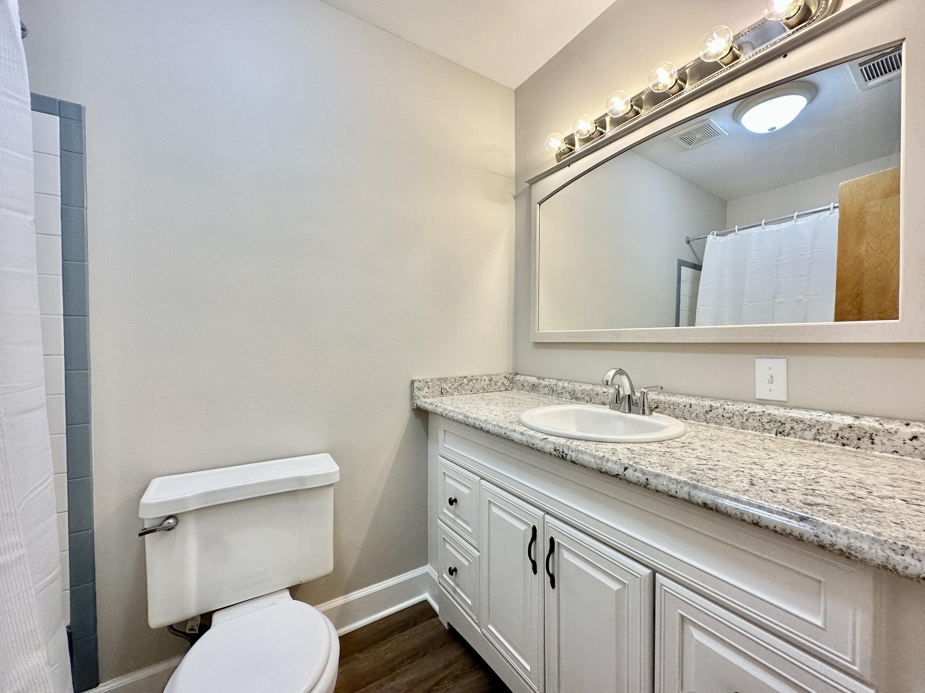 1138 HERMAN LODGE Boulevard