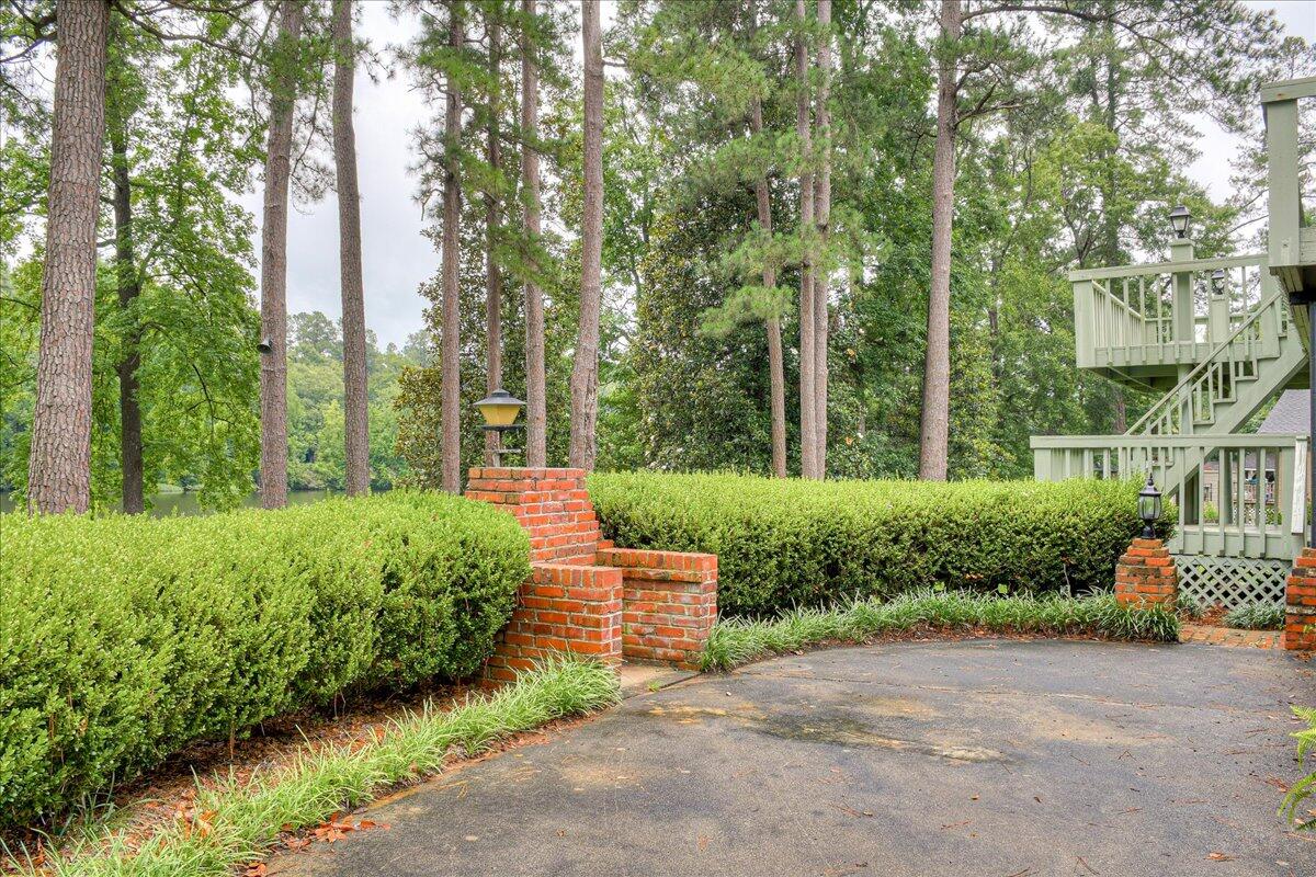 114 LAKE BLUFF Drive