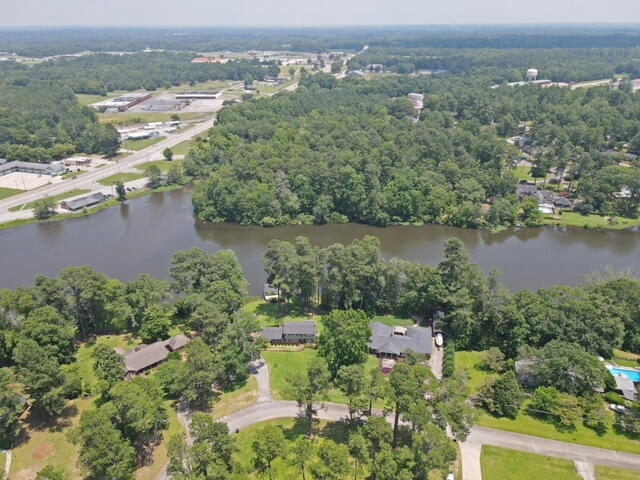 114 LAKE BLUFF Drive