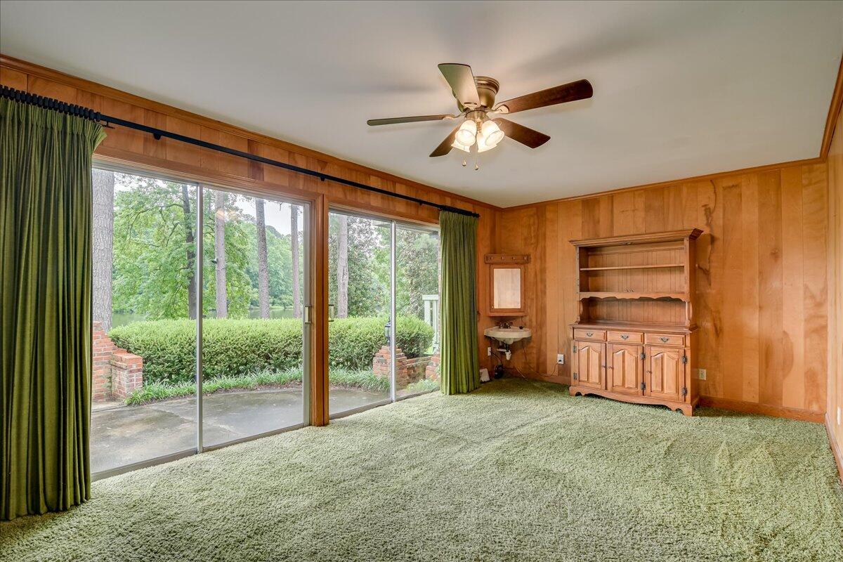 114 LAKE BLUFF Drive