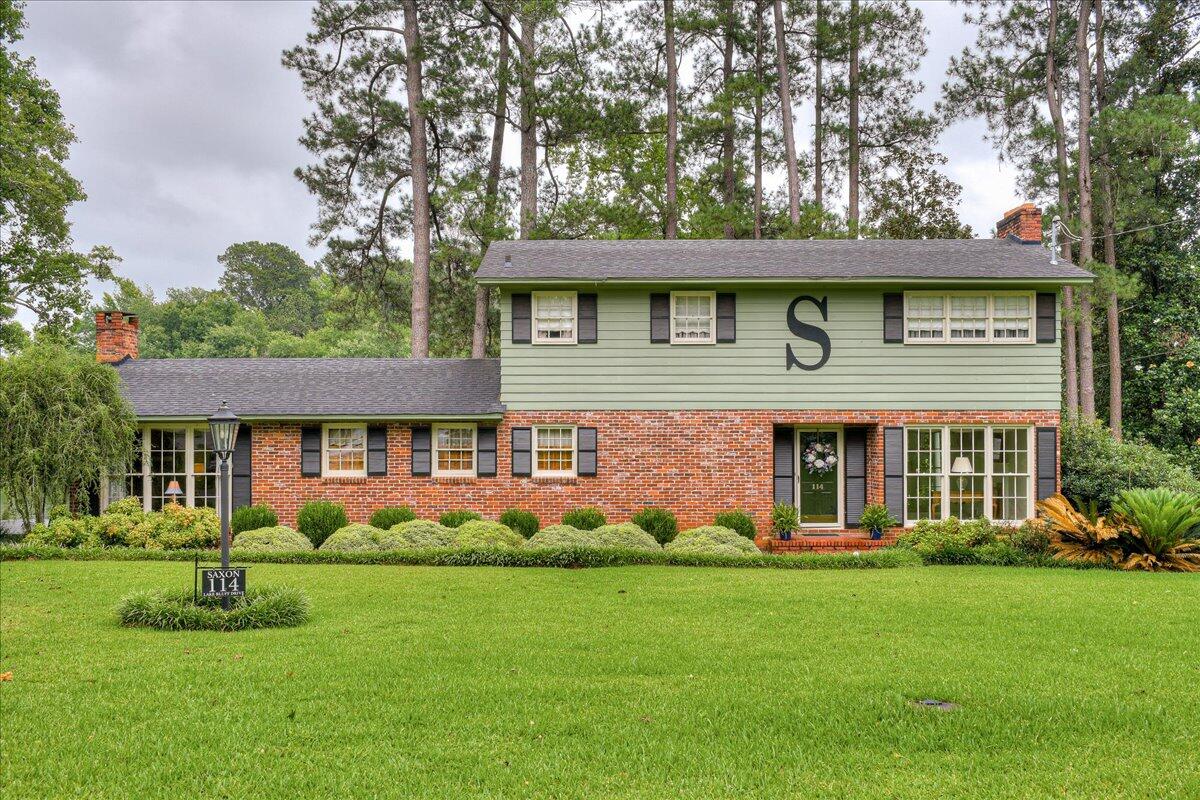 114 LAKE BLUFF Drive