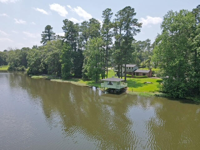 114 LAKE BLUFF Drive