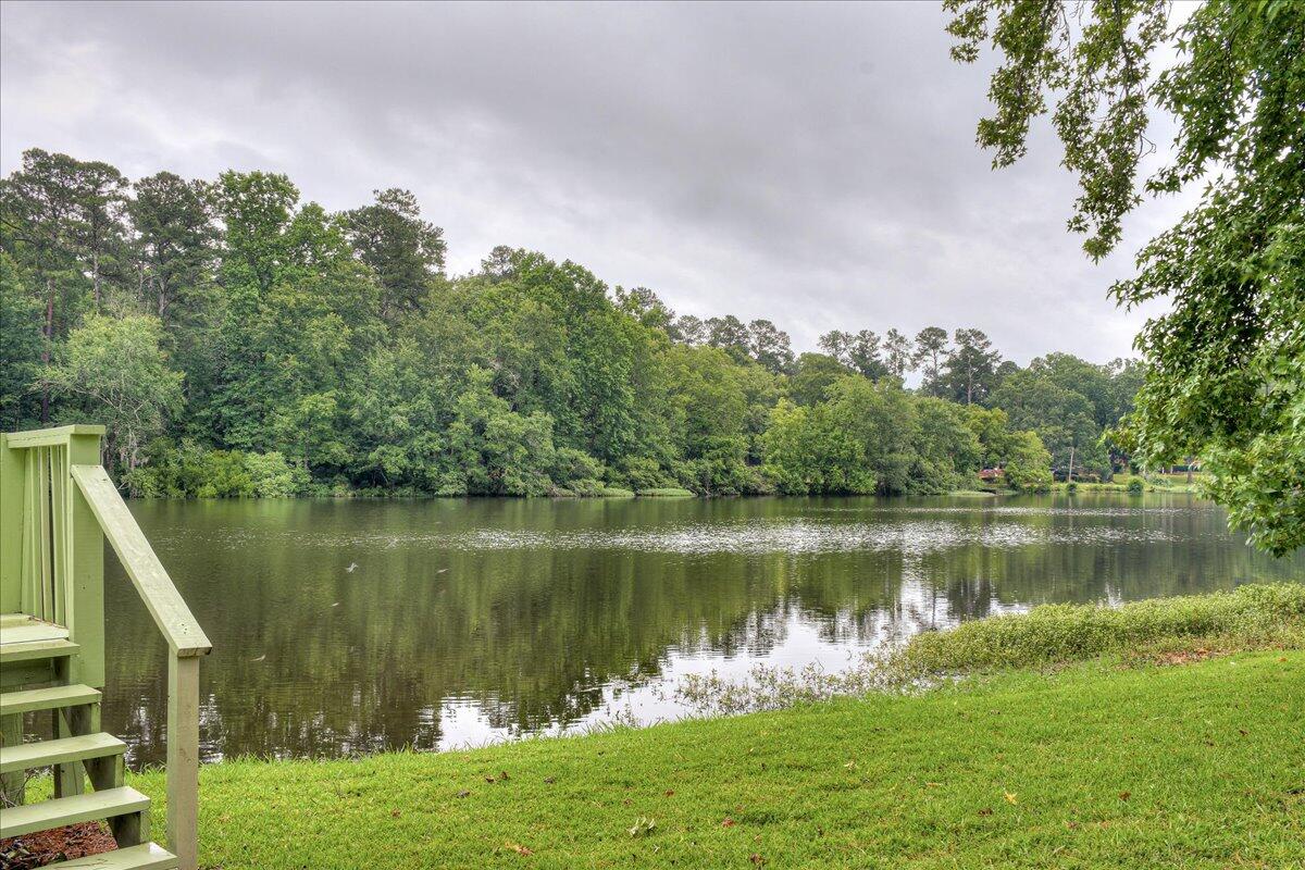 114 LAKE BLUFF Drive