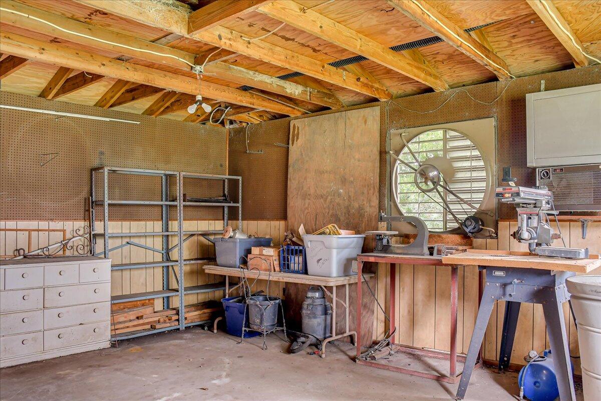 114 LAKE BLUFF Drive