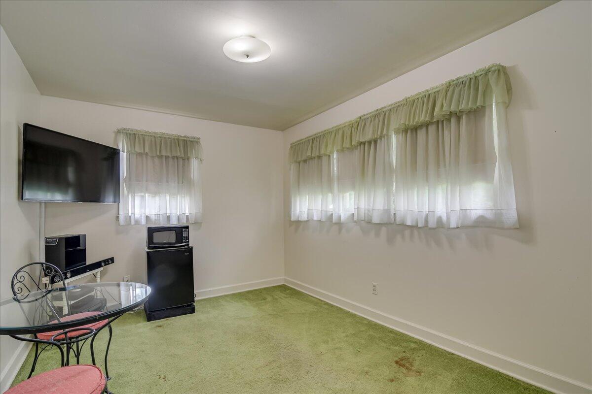 114 LAKE BLUFF Drive