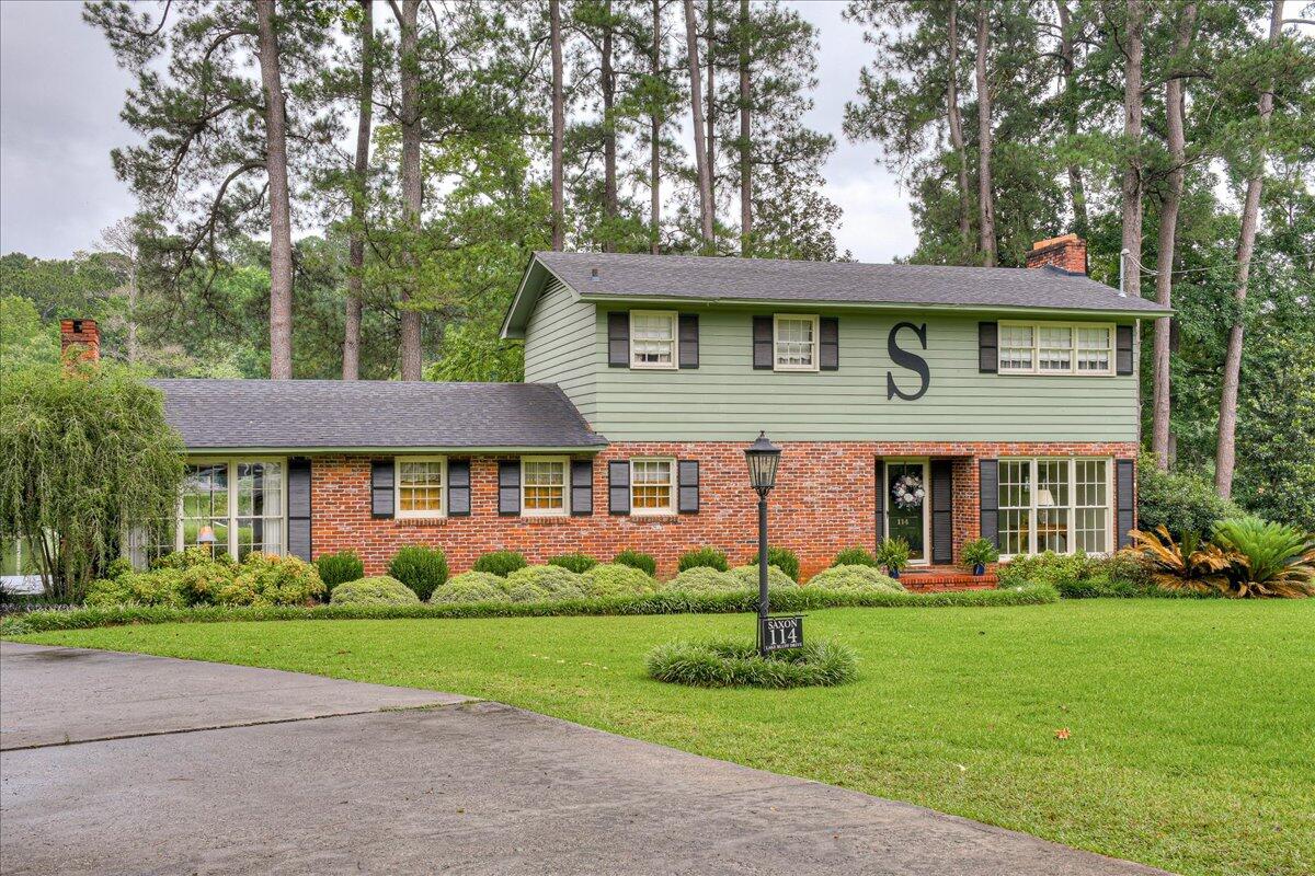 114 LAKE BLUFF Drive