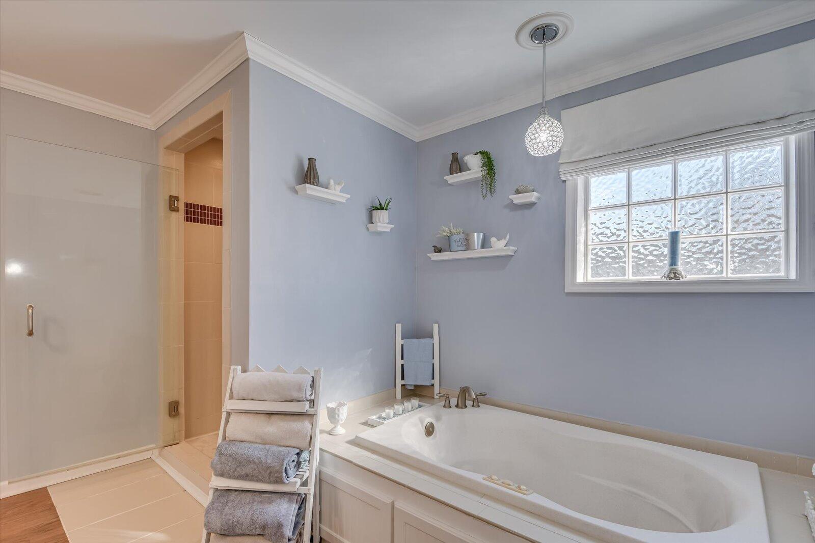 104 LAKE BLUFF Drive