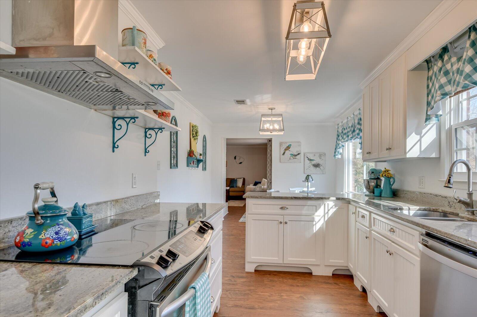 104 LAKE BLUFF Drive