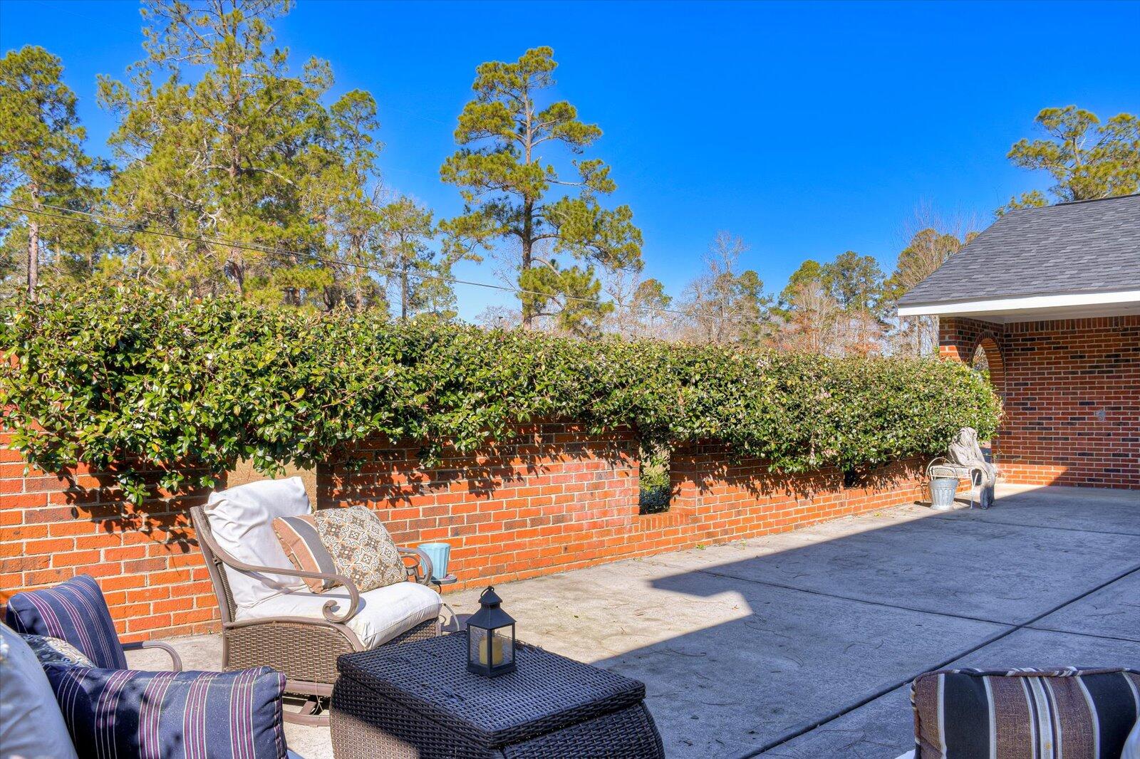 104 LAKE BLUFF Drive