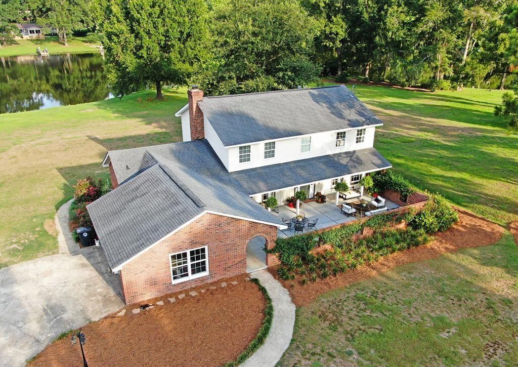 104 LAKE BLUFF Drive