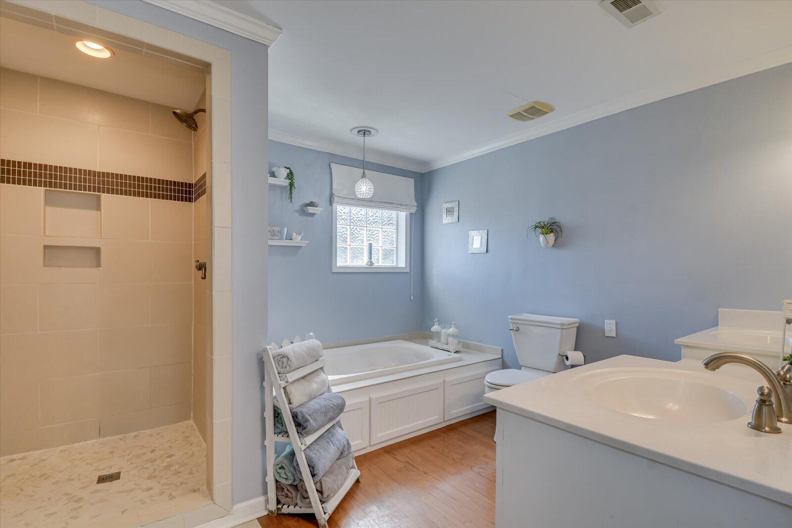 104 LAKE BLUFF Drive