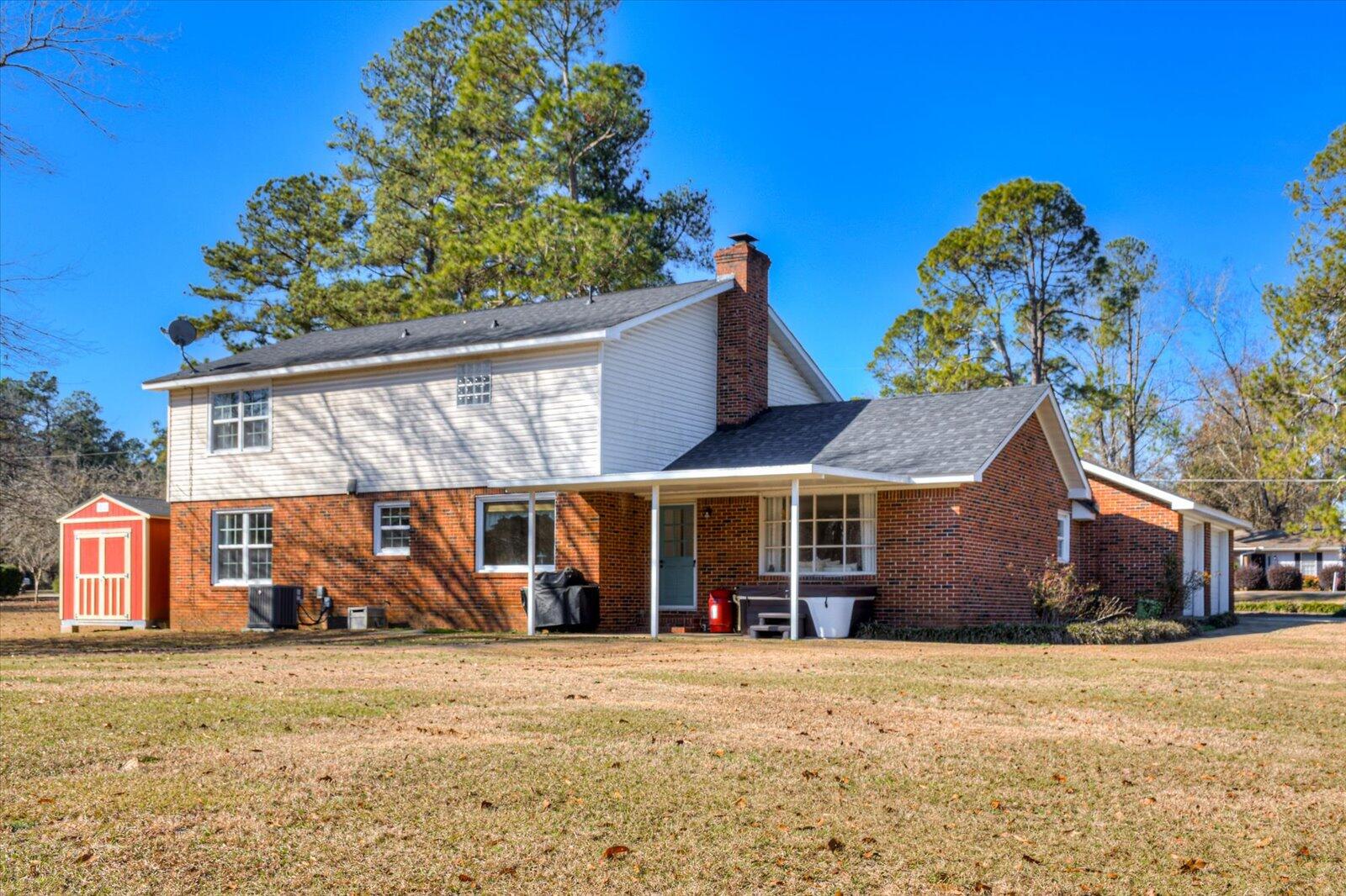 104 LAKE BLUFF Drive