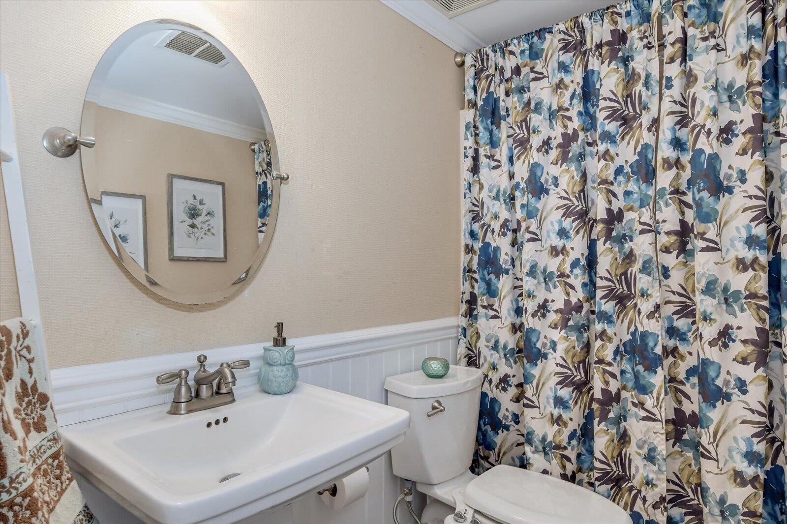 104 LAKE BLUFF Drive