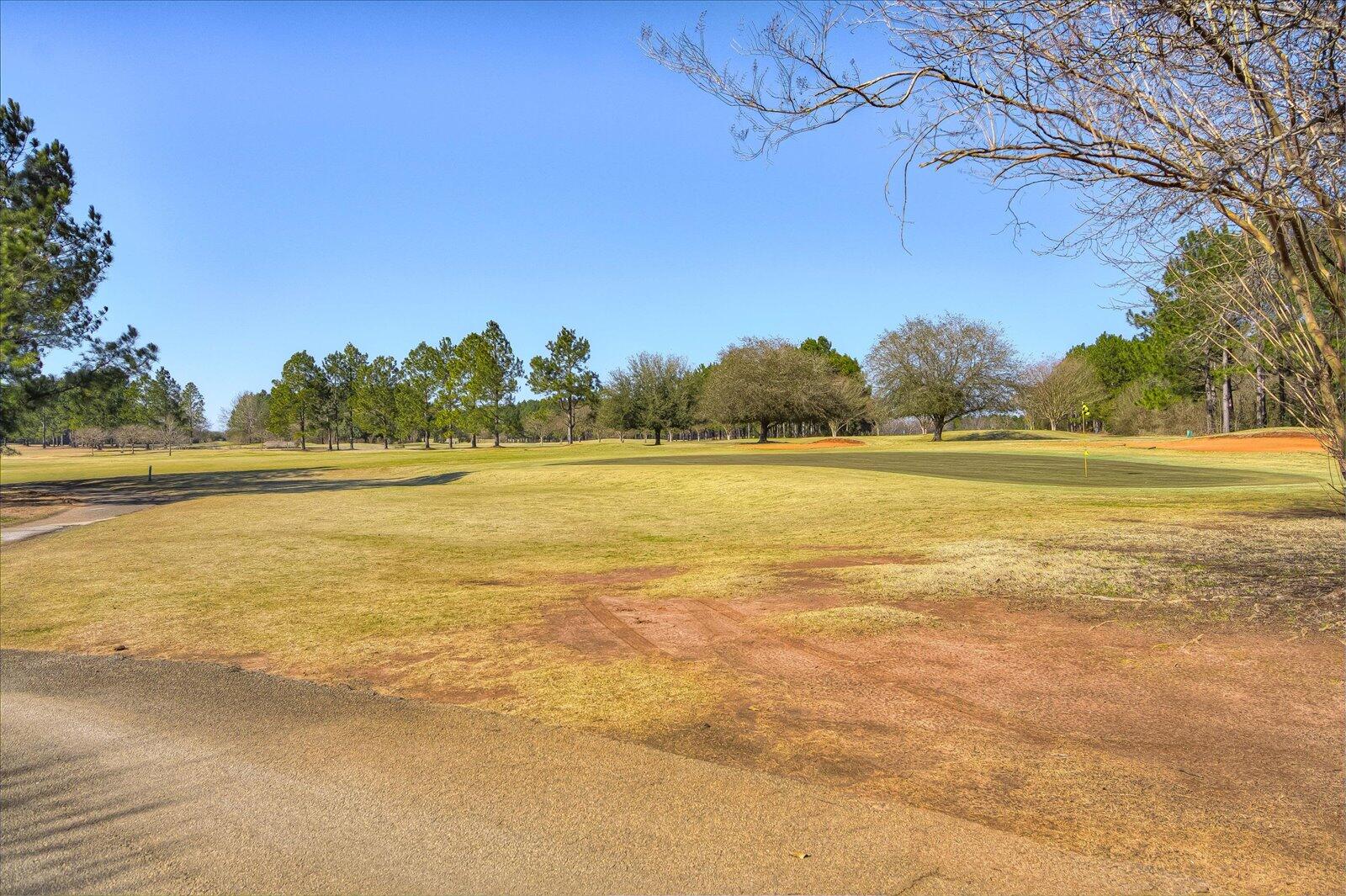 1084 W FOUR POINTS Road