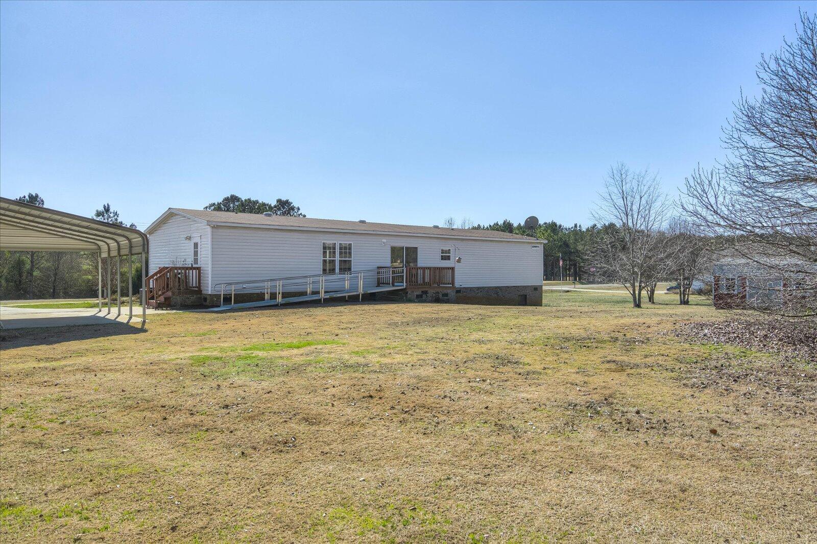 1084 W FOUR POINTS Road