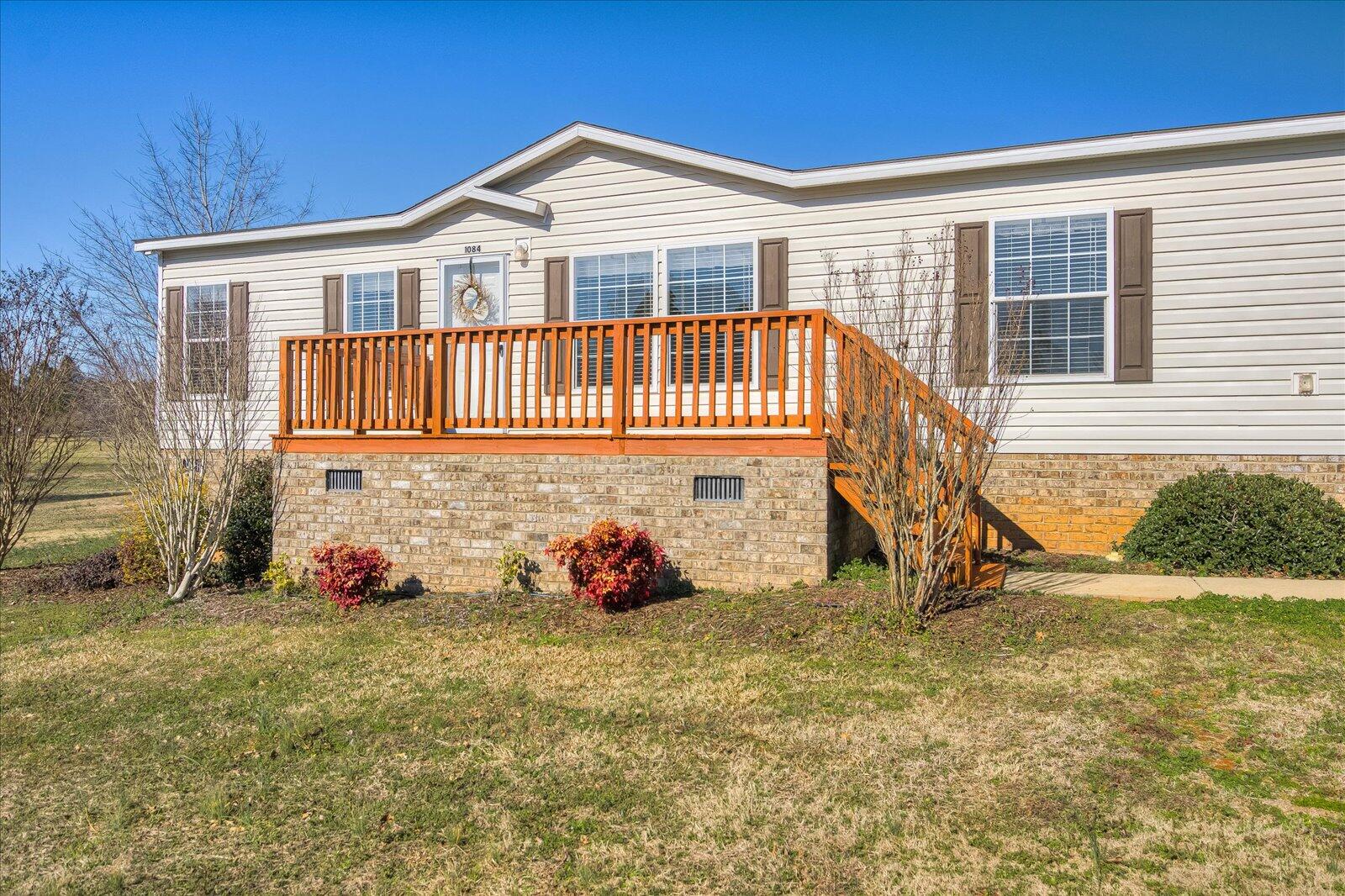 1084 W FOUR POINTS Road