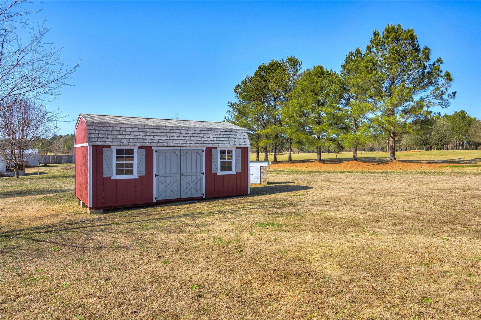 1084 W FOUR POINTS Road