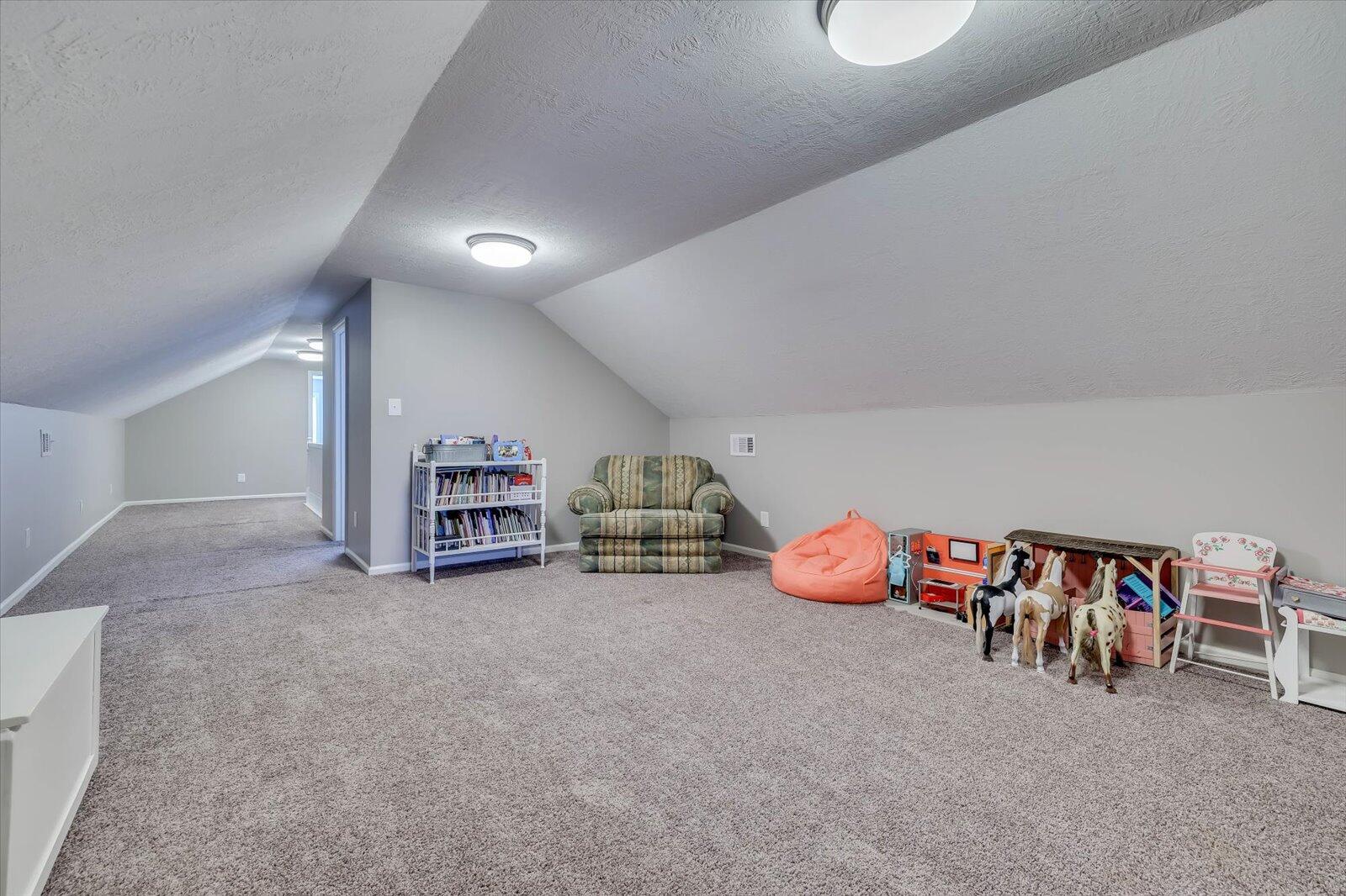 445 GRIFFIN LANDING Road