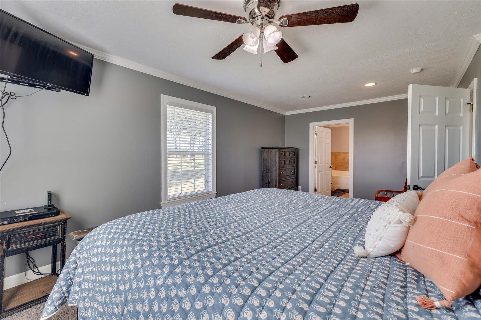 445 GRIFFIN LANDING Road