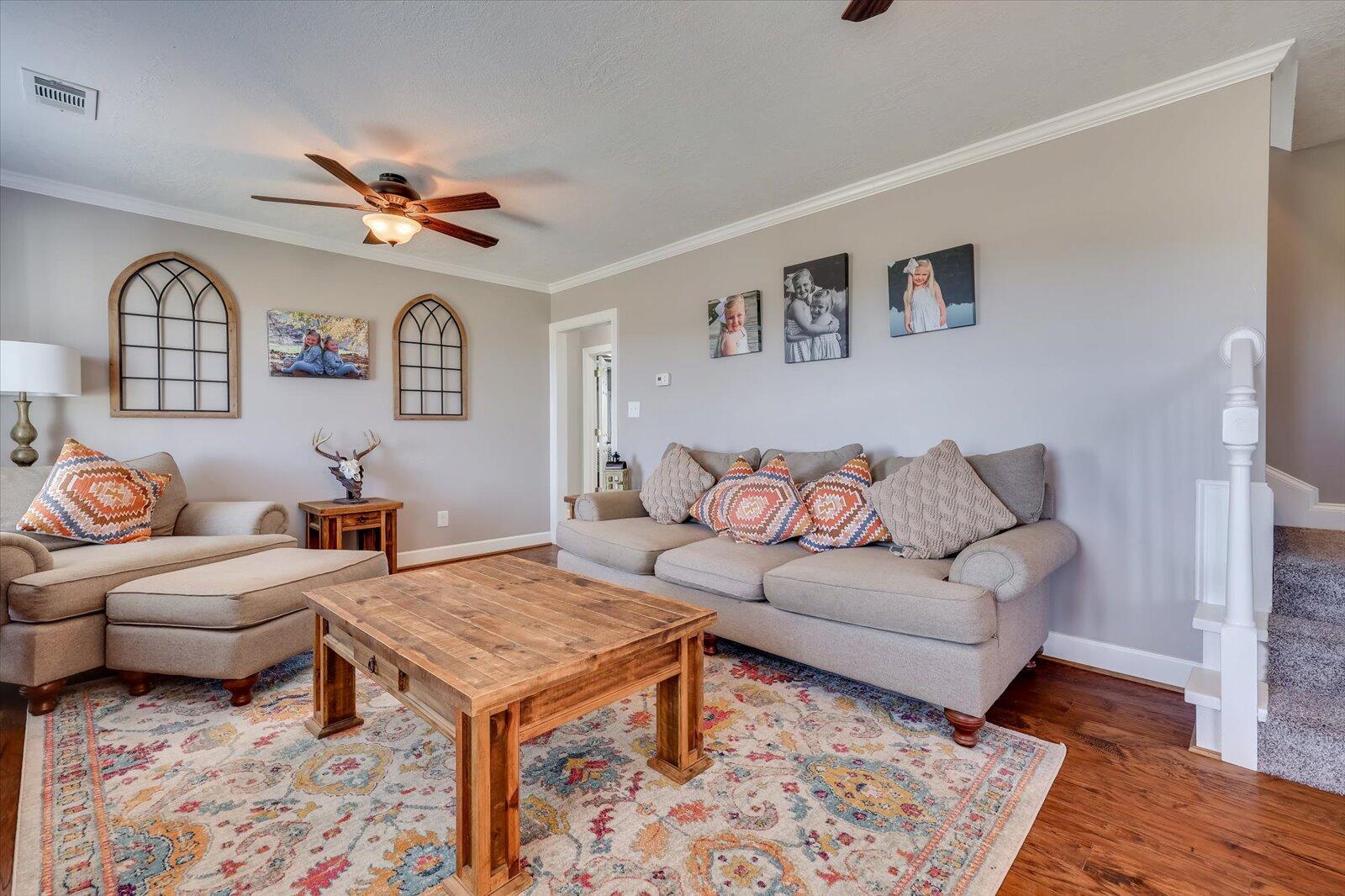 445 GRIFFIN LANDING Road