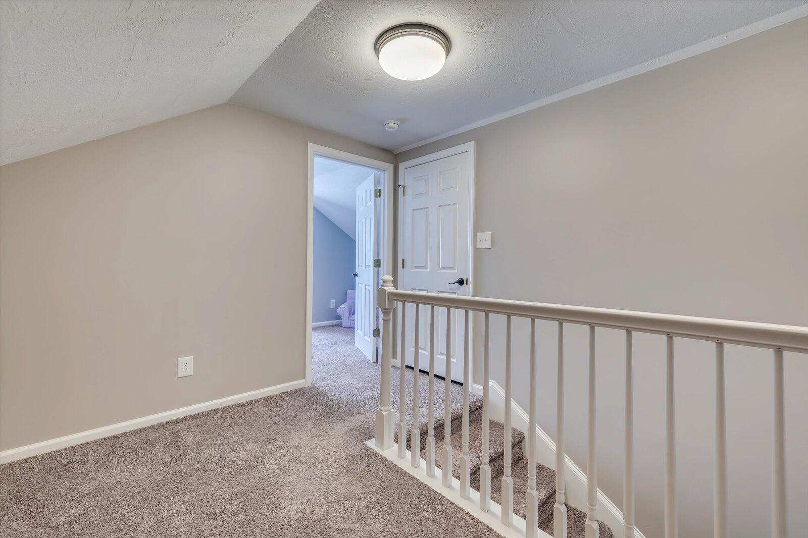 445 GRIFFIN LANDING Road