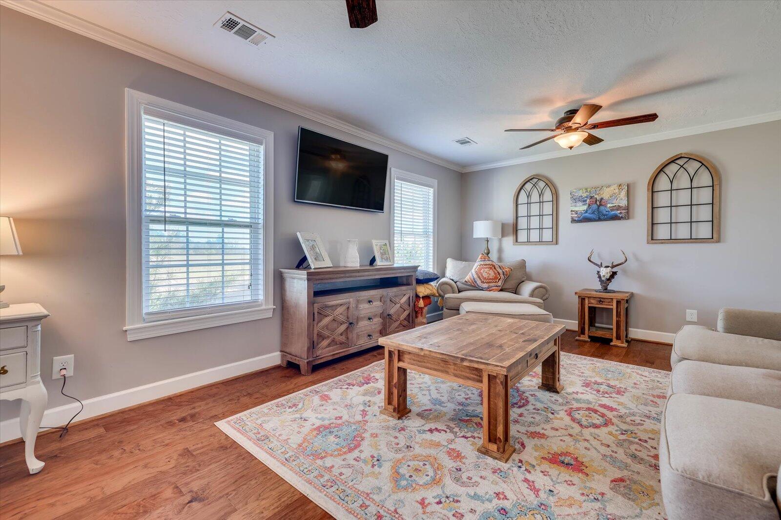 445 GRIFFIN LANDING Road