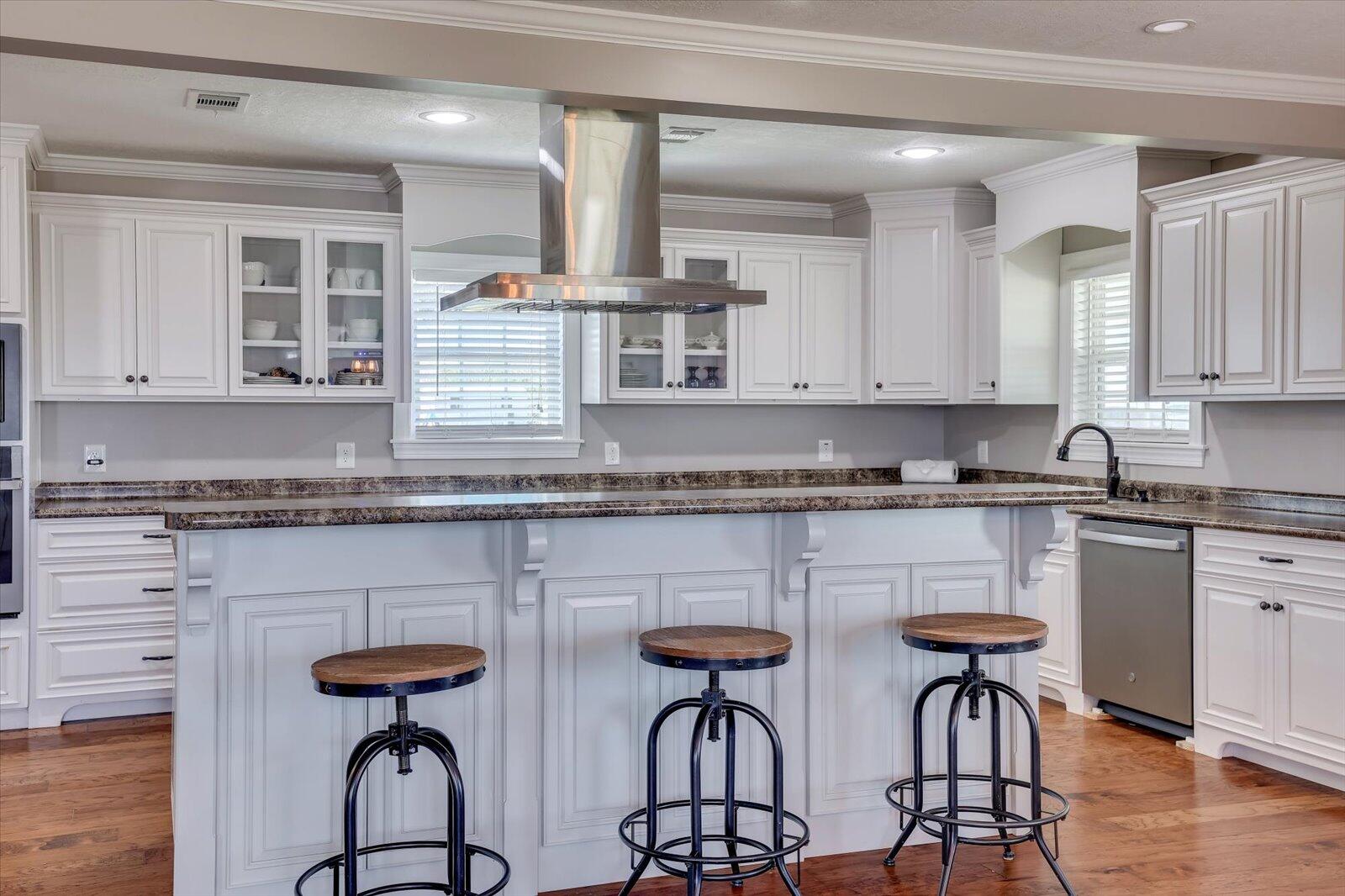 445 GRIFFIN LANDING Road