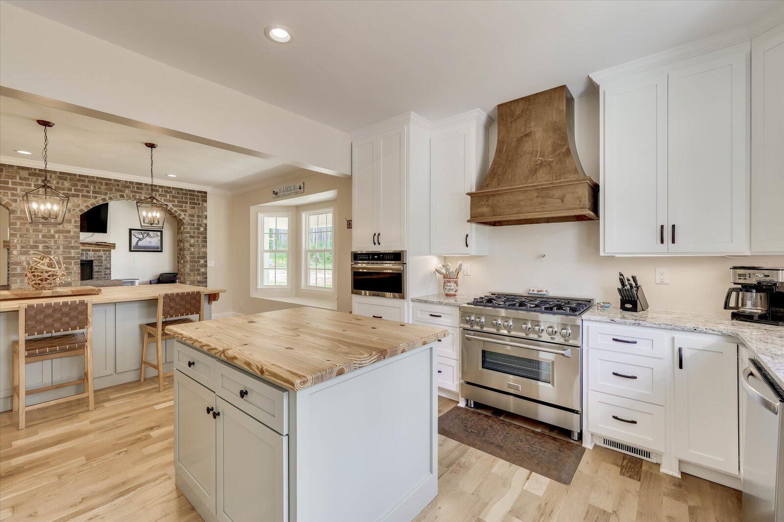 2282 FARMERS BRIDGE Road