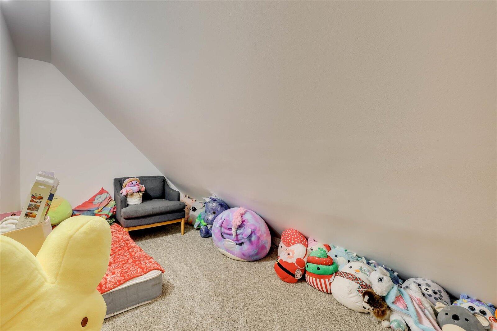 2282 FARMERS BRIDGE Road