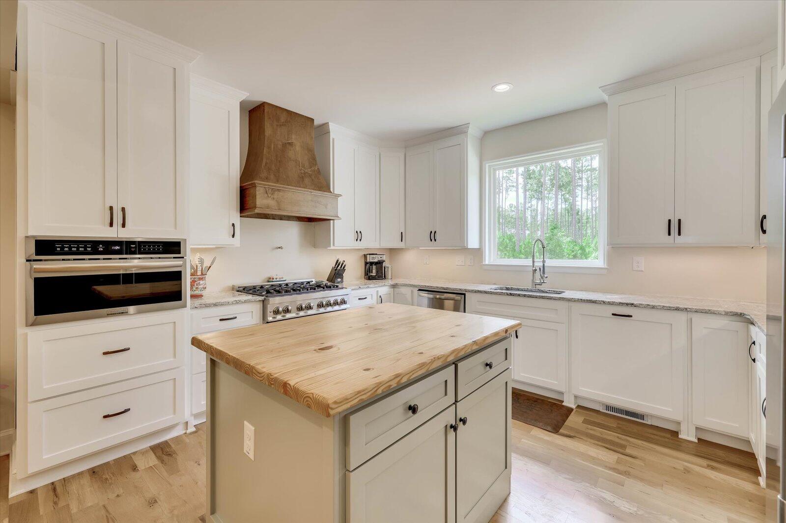 2282 FARMERS BRIDGE Road