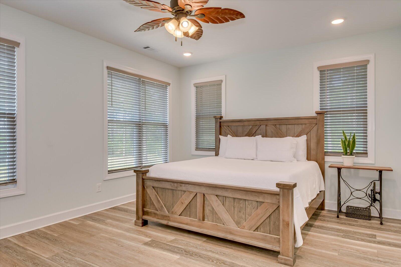 1353 SPREAD OAK Road