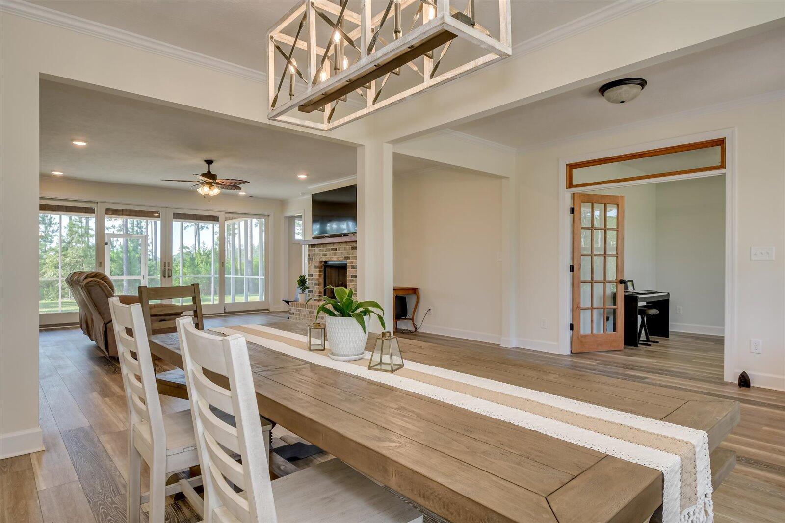 1353 SPREAD OAK Road