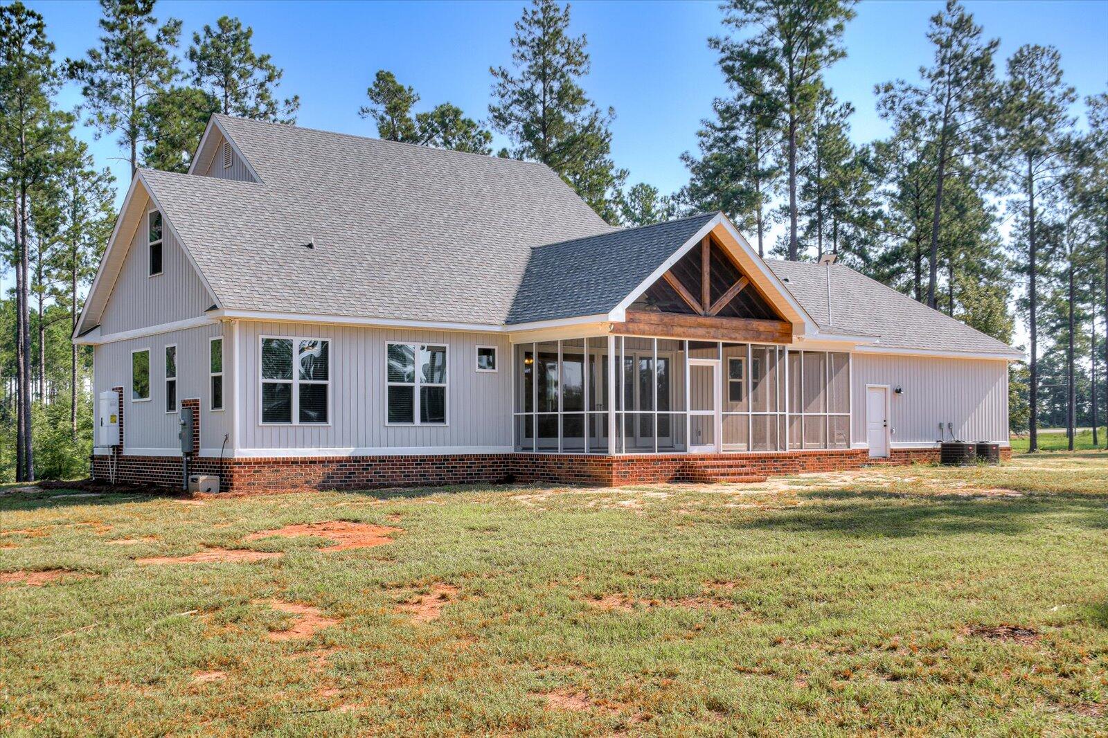 1353 SPREAD OAK Road