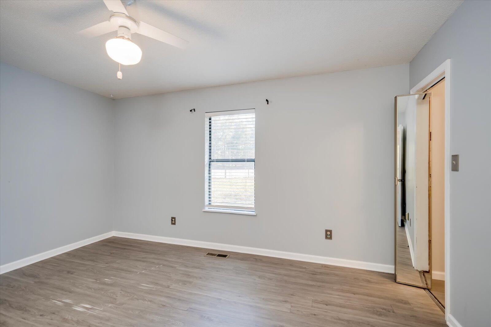 100 TENNIS COURT Circle