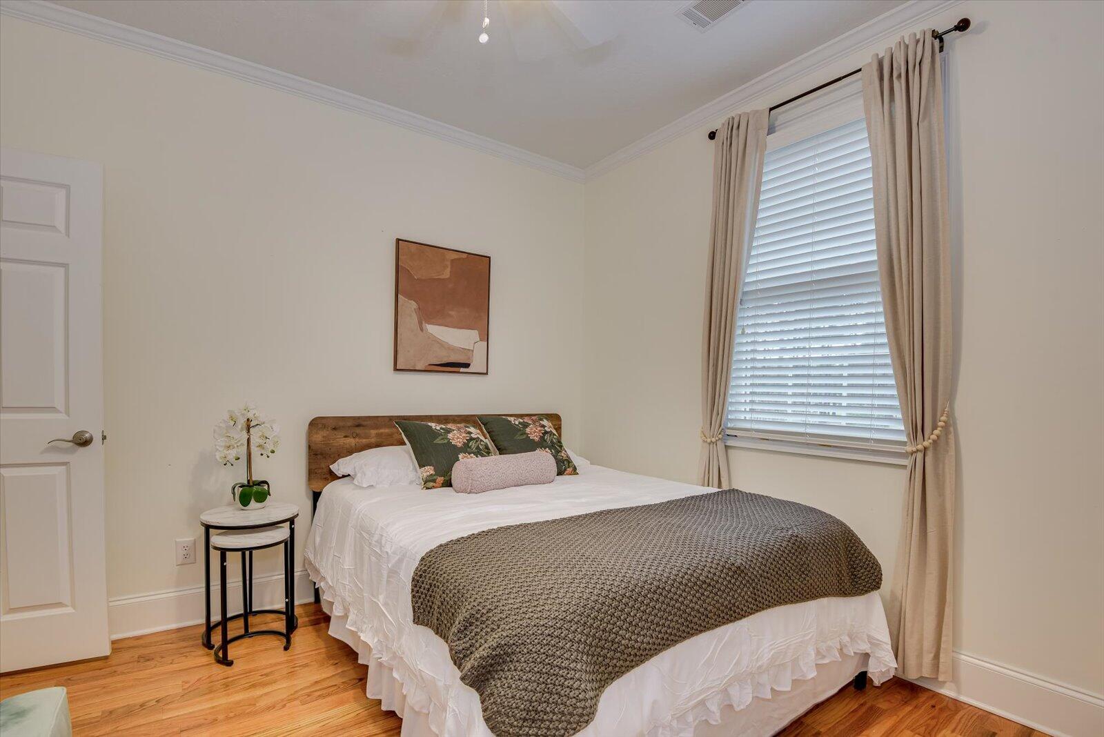 218 CRESTRIDGE Drive