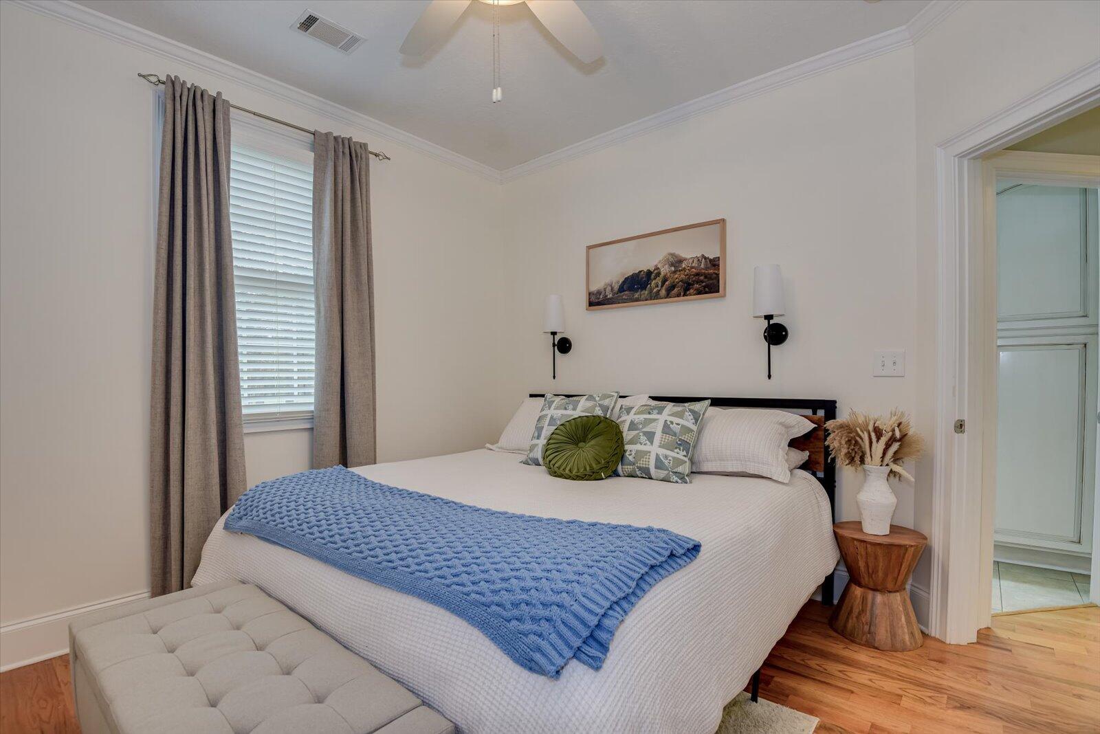 218 CRESTRIDGE Drive