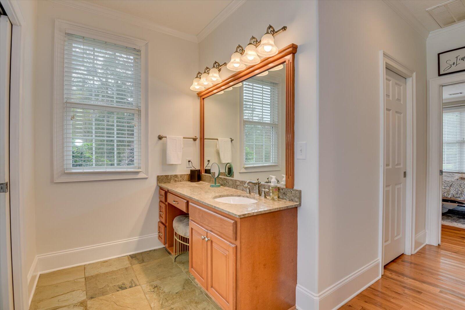 218 CRESTRIDGE Drive