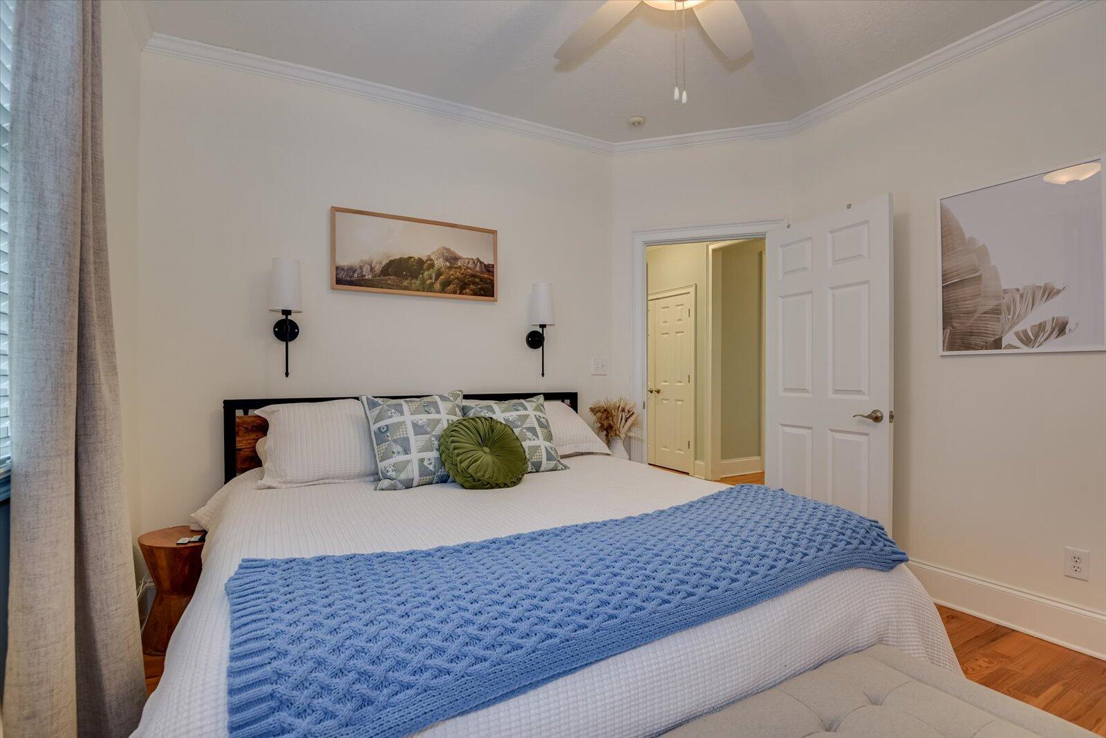 218 CRESTRIDGE Drive