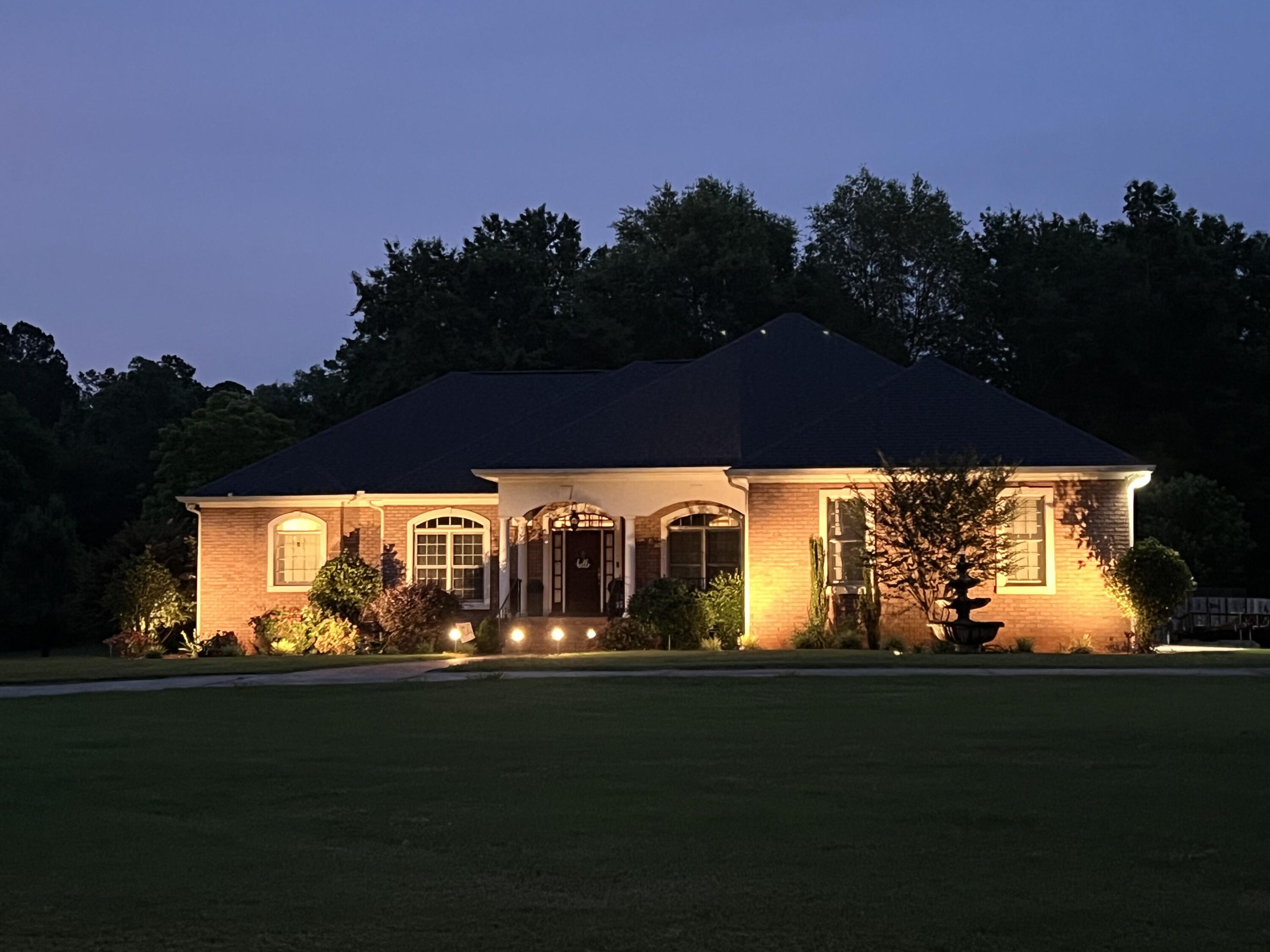 218 CRESTRIDGE Drive