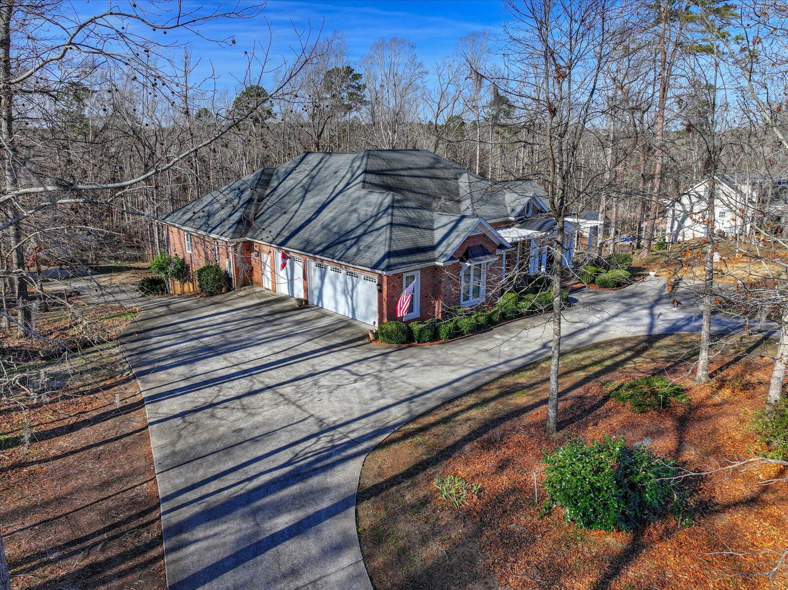 250 CRESTRIDGE Drive