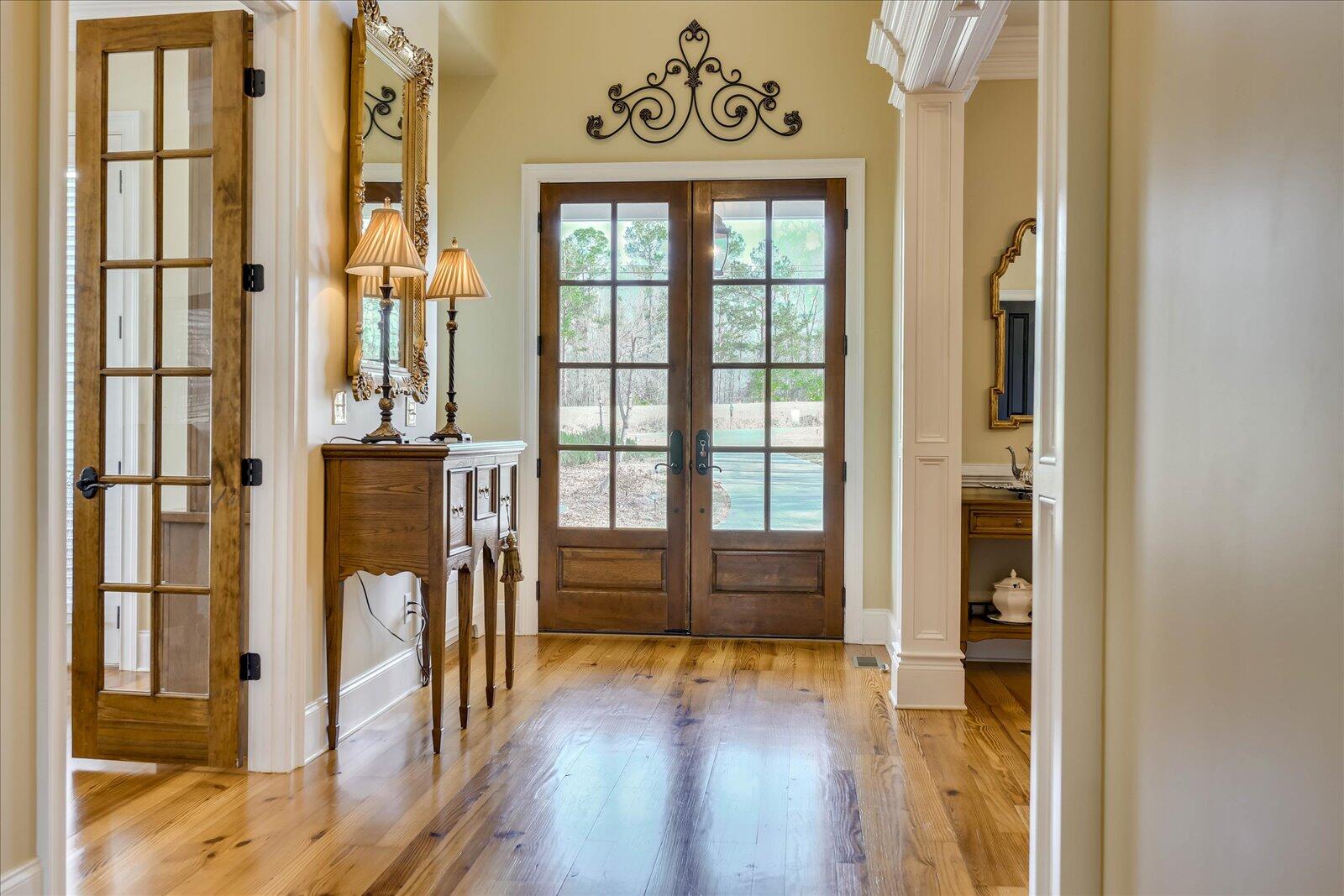 250 CRESTRIDGE Drive