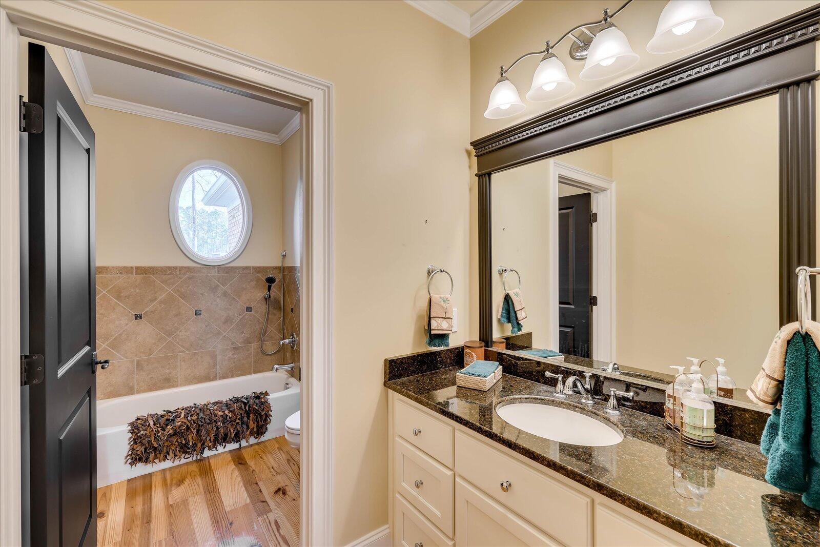 250 CRESTRIDGE Drive