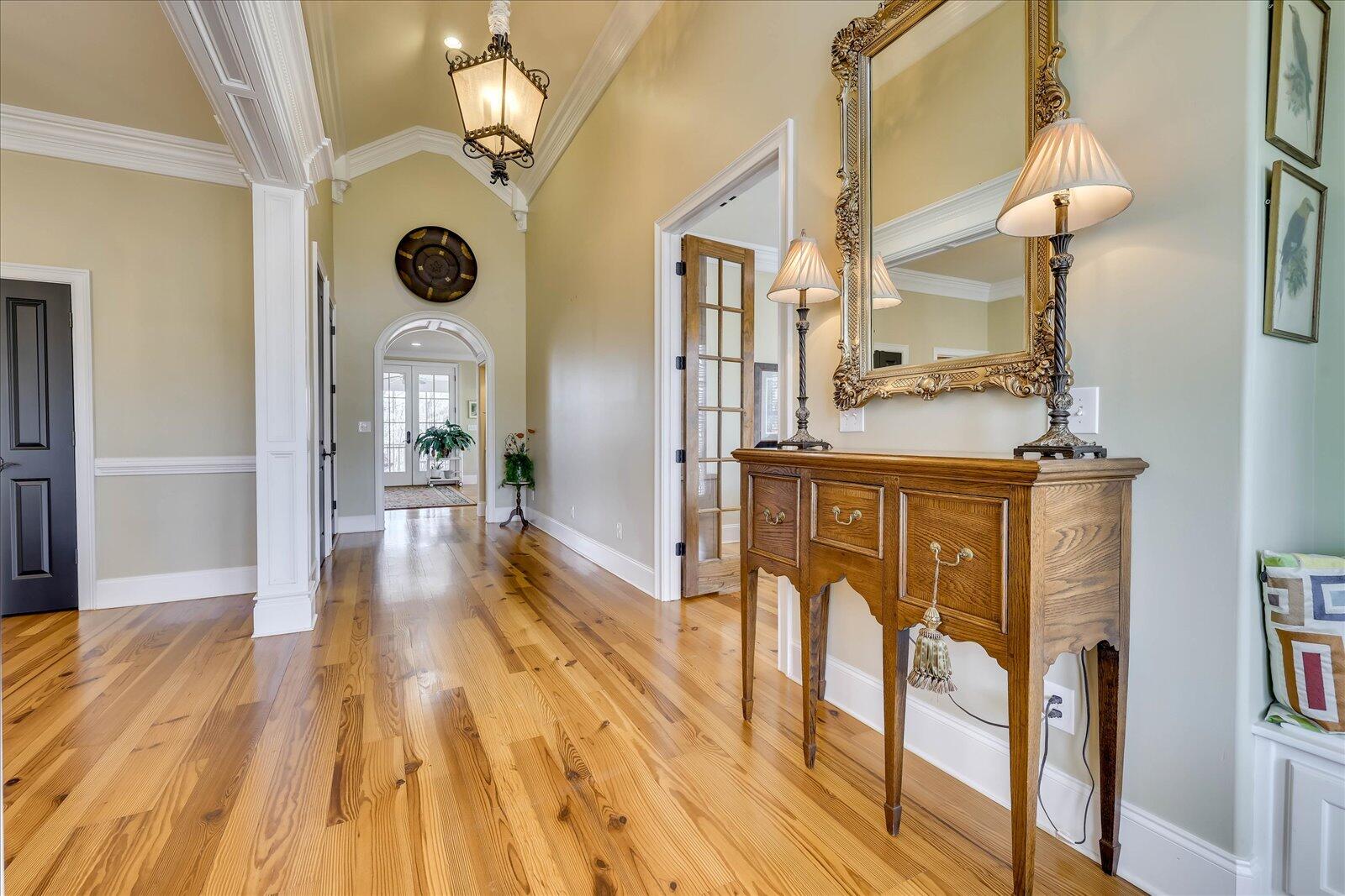 250 CRESTRIDGE Drive