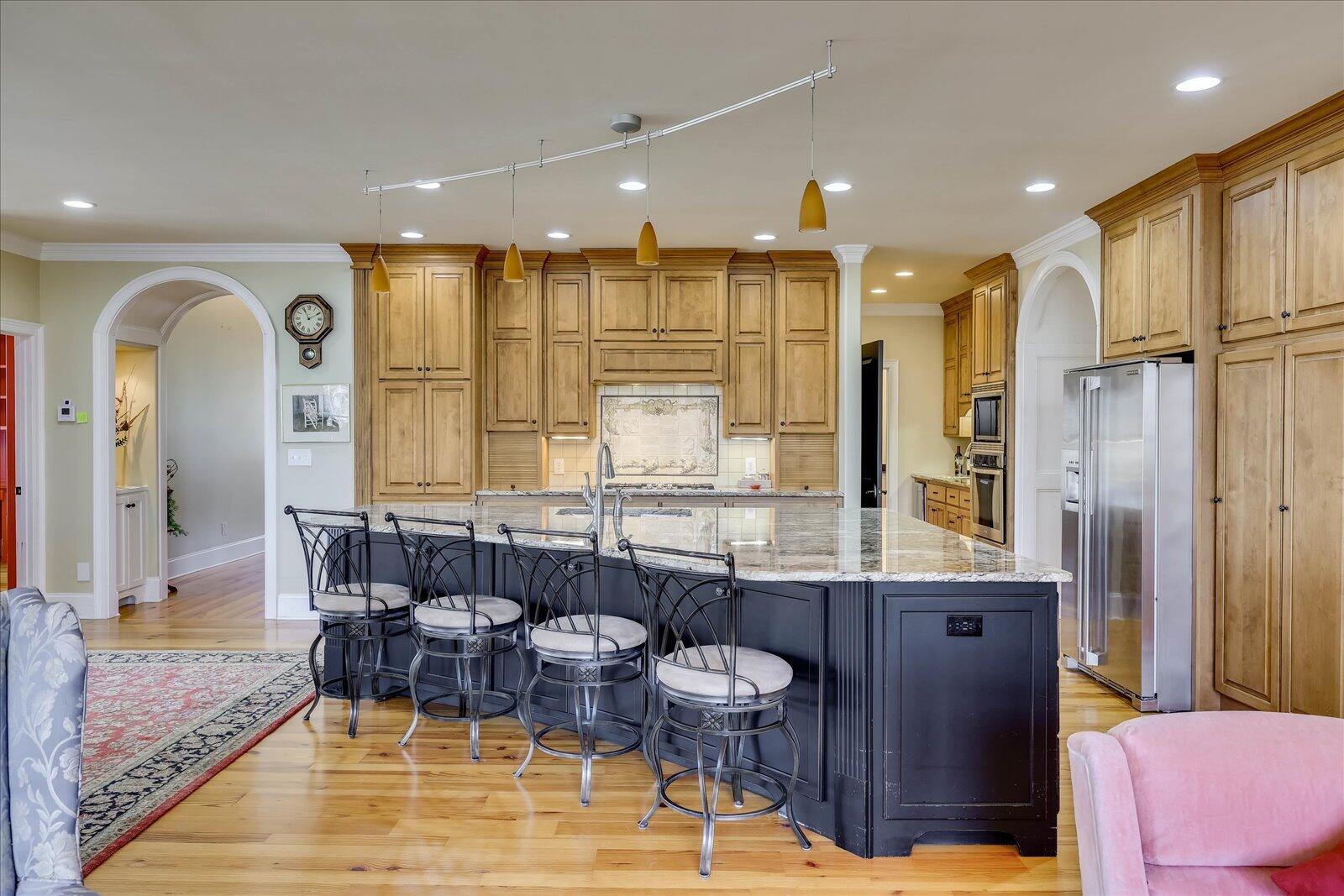 250 CRESTRIDGE Drive