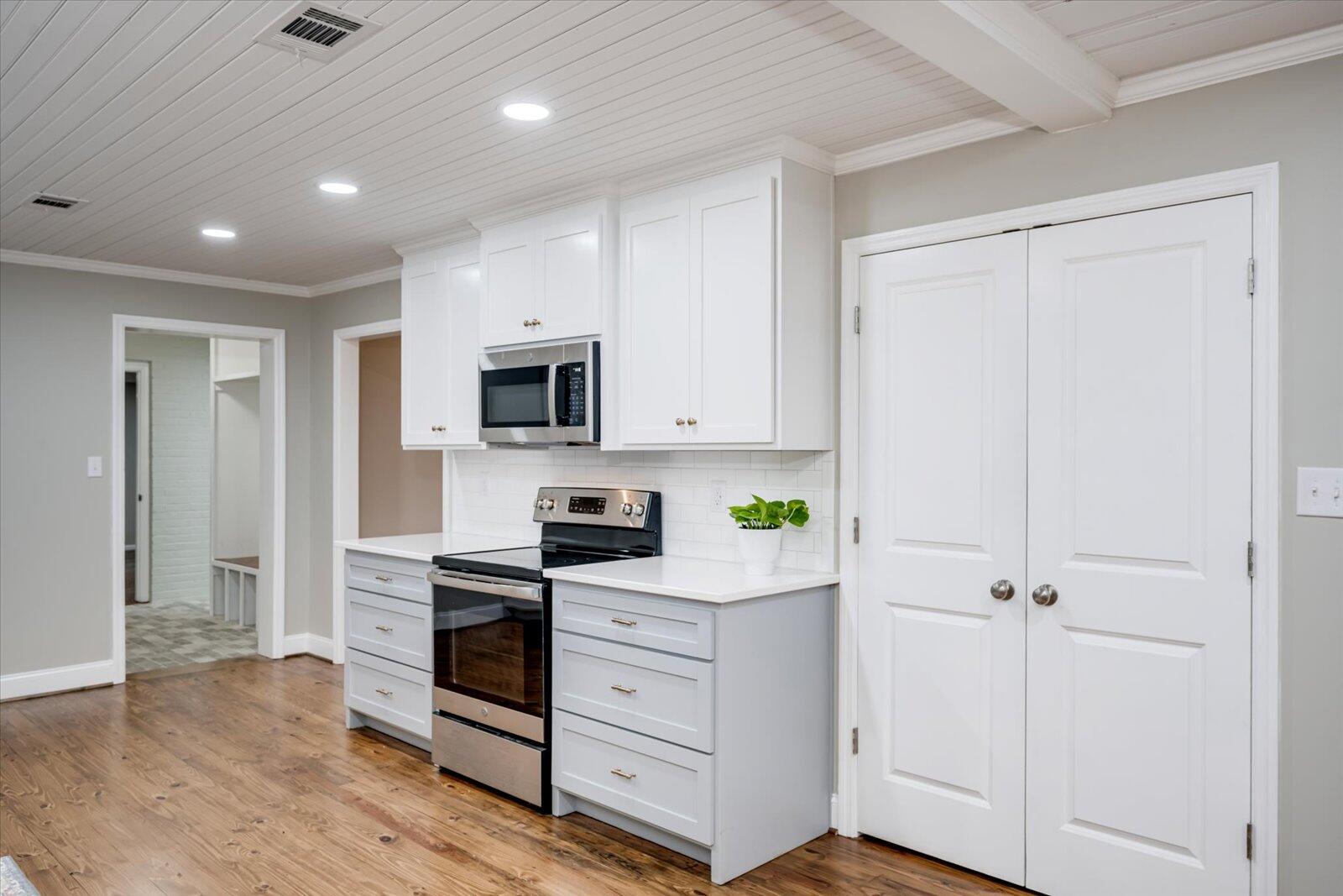 5265 STORY MILL Road